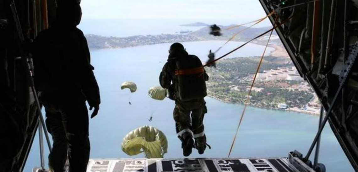 Η Τουρκία καταγγέλλει άσκηση αλεξιπτωτιστών ελληνικού στρατού πάνω από την Κω